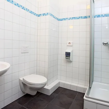 Industriepalast Hostel *